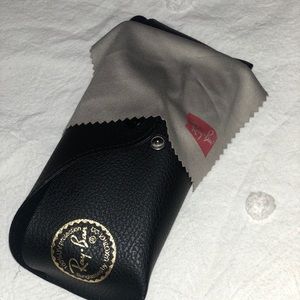 Ray Ban case with cloth